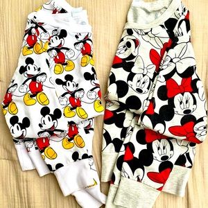 2 Disney Brand Mickey & Minnie Mouse Pullovers